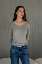 Лонгслів з круглим декольте - Зображення 17