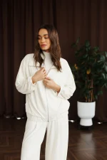Бомбер у стилі casual - Зображення 9