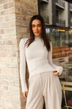 Damen-Langarmshirt mit Stehkragen – Bild 5