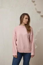 Жіночий светр із м’якої в’язки - Зображення 3