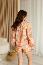 Damenanzug aus Viskose mit „Boho Toscana“ Print – Bild 5